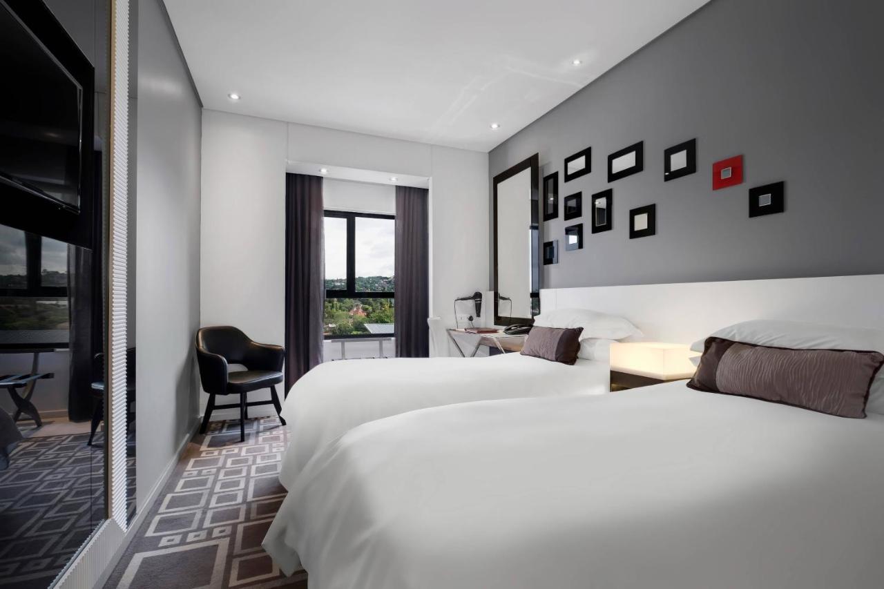 Protea Hotel Fire & Ice! By Marriott Pretoria Menlyn Luaran gambar